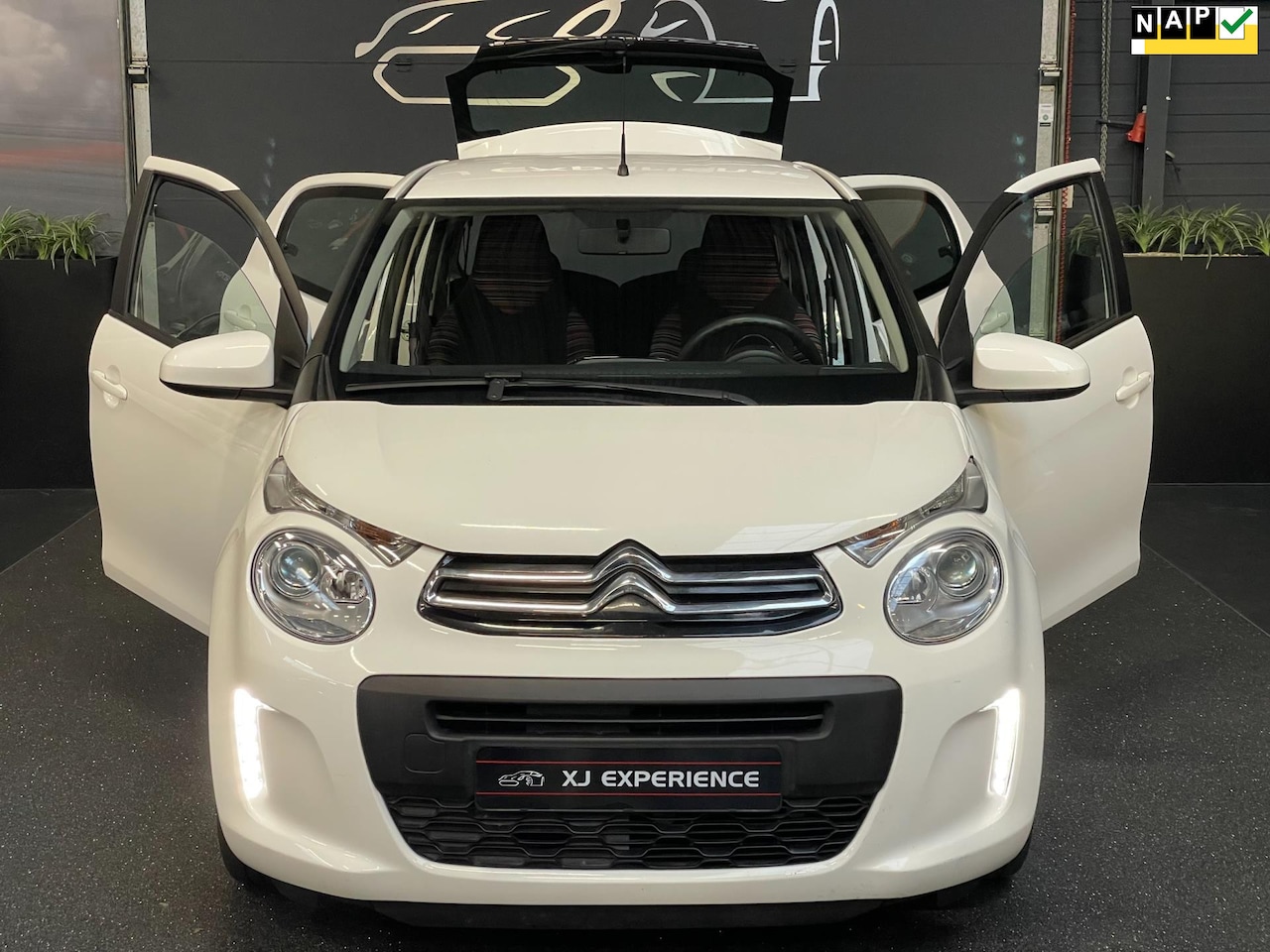 Citroën C1 - 1.0 VTi Feel AIRCO CRUISE CONTROLE 5 DEURS - AutoWereld.nl