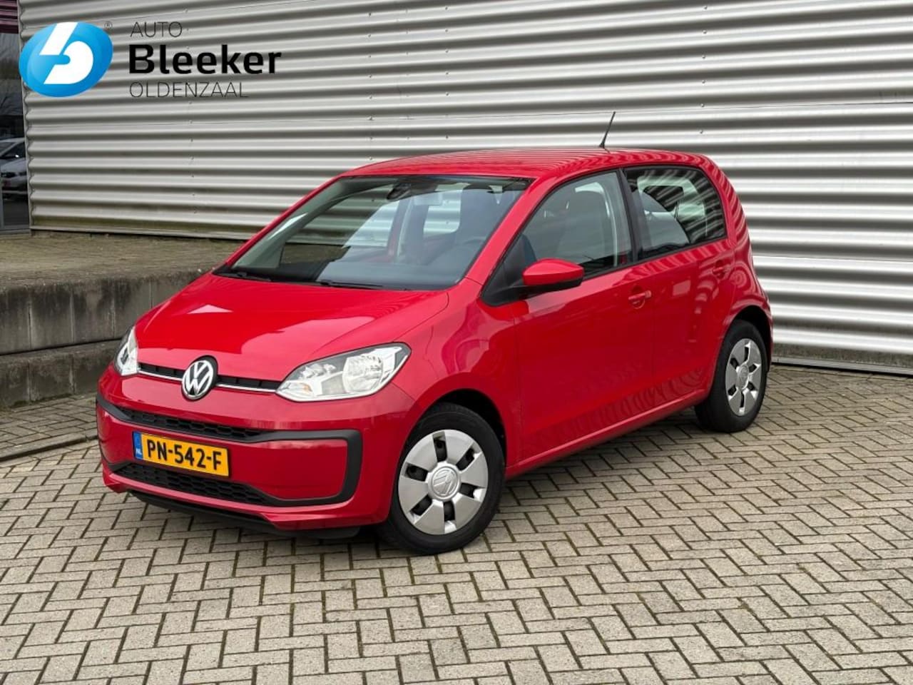 Volkswagen Up! - 1.0 60pk Move Up Airco Cruise Lichtsensor Tel CPV Electr ramen - AutoWereld.nl