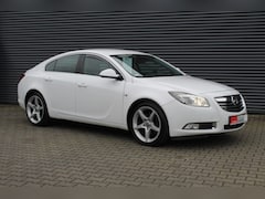 Opel Insignia - 2.0 Turbo Sport 4x4 Hatchb. NAVIGATIE