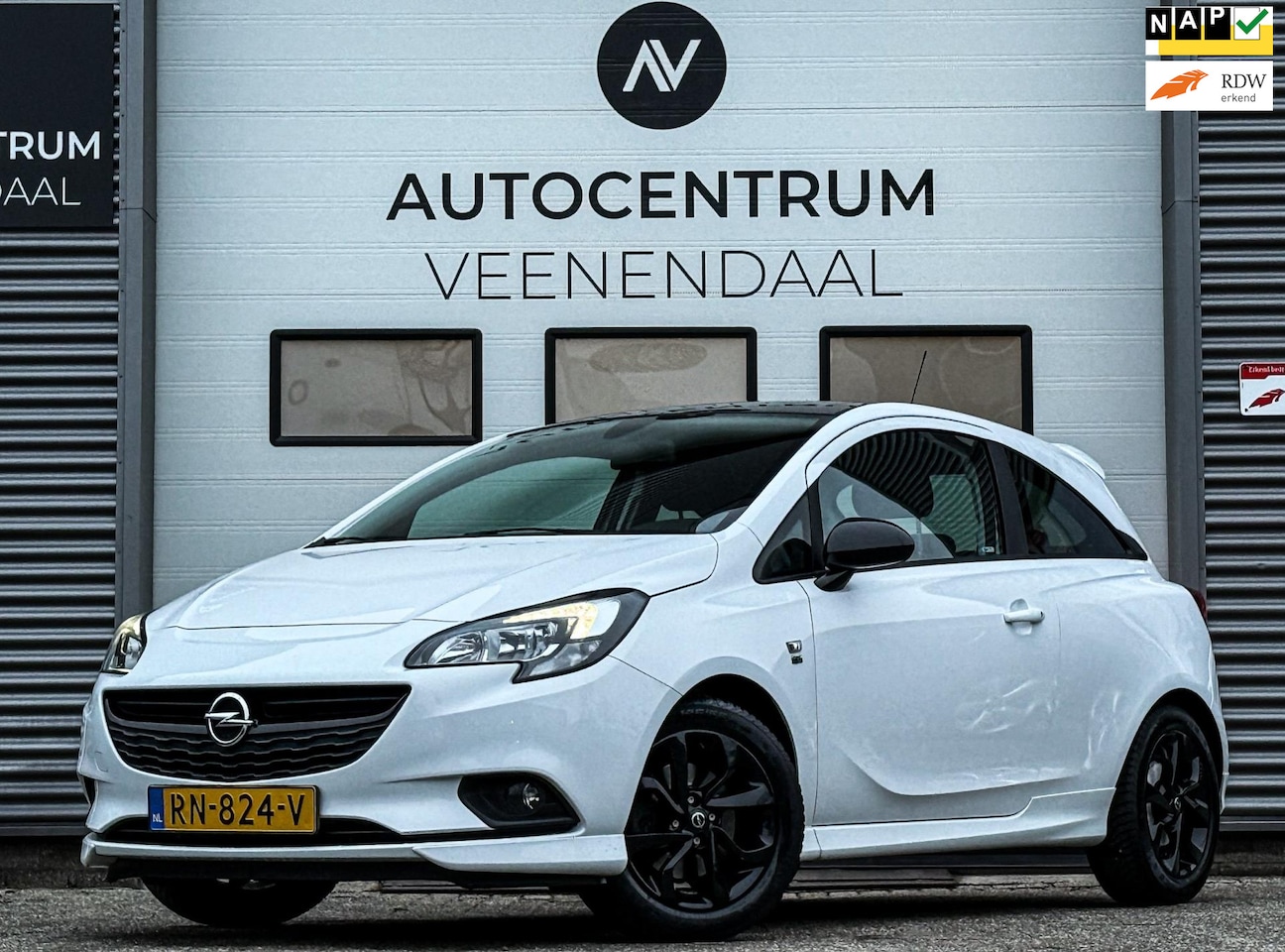 Opel Corsa - 1.0 Turbo Black Edition OPC CARPLAY/CRUISE/DAB/NAP/NL AUTO/AIRCO - AutoWereld.nl