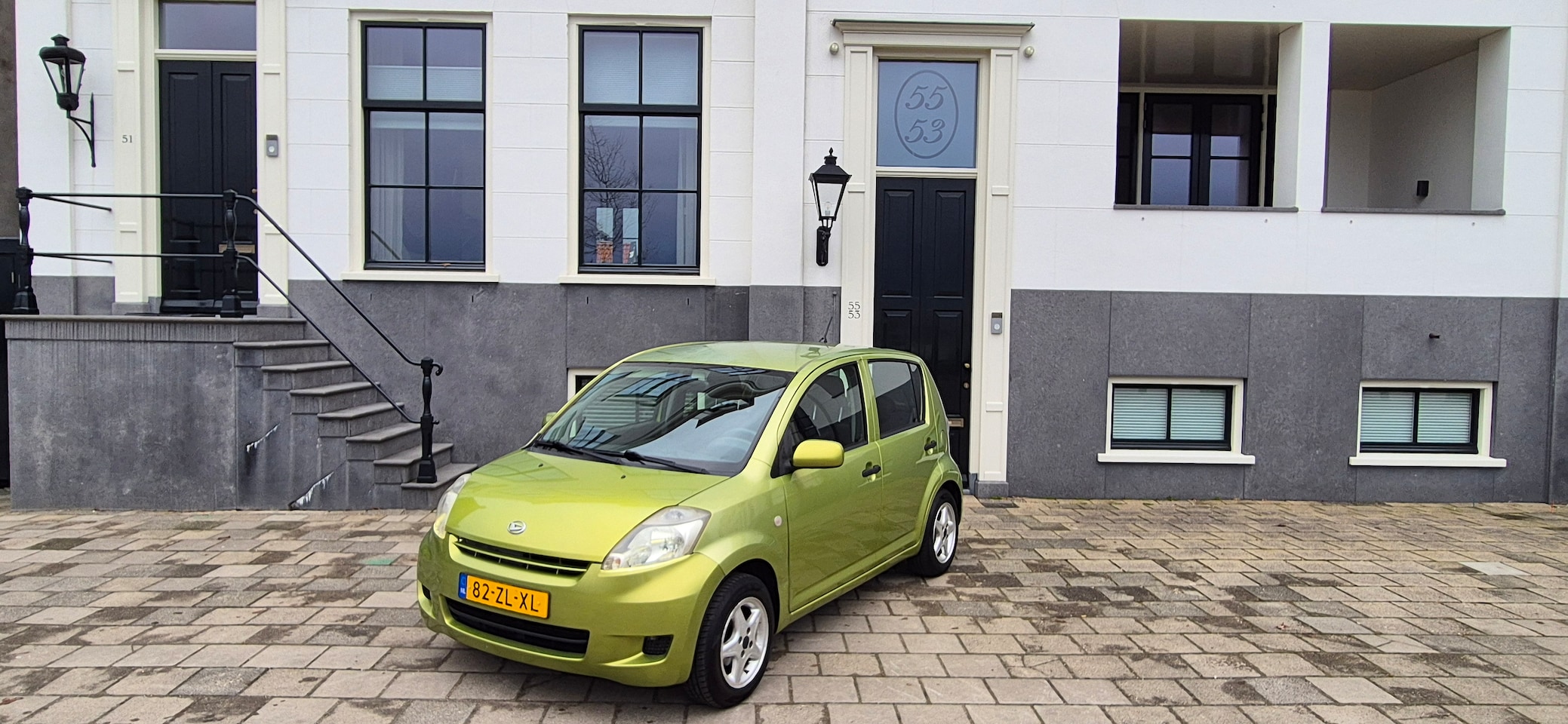 Daihatsu Sirion 2 - 1.3-16V Comfort AUTOMAAT ☆ TREKHAAK ☆ FULL OPTIONS ☆  MOET WEG ☆ NWE APK ☆ - AutoWereld.nl