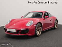 Porsche 911 - Carrera GTS