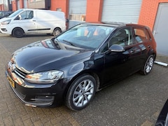 Volkswagen Golf - 1.2 TSI Business Edition Connected