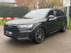 Audi Q7 - 55 TFSI quattro RS zetels Black Optic Pano Ambient 22inch