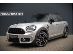 MINI Countryman - 1.5 Cooper S E ALL4 | JCW | Panoramadak | Stoelverwarming | Harman Kardon | Head-Up Displa