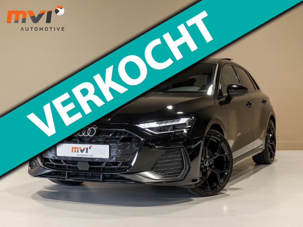 Audi A3 Sportback - 35 TFSI S edition / 150pk / Panorama dak / Sonos / Achteruitrij camera / - AutoWereld.nl