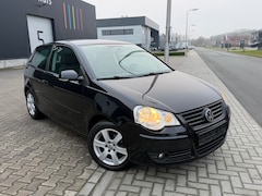 Volkswagen Polo - 1.2 UNITED / CRUISE CONTROL