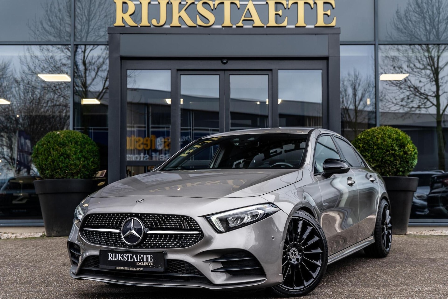 Mercedes-Benz A-klasse - A200 AMG Sedan|CAMERA|BURMESTER|19'|SFEERV - AutoWereld.nl