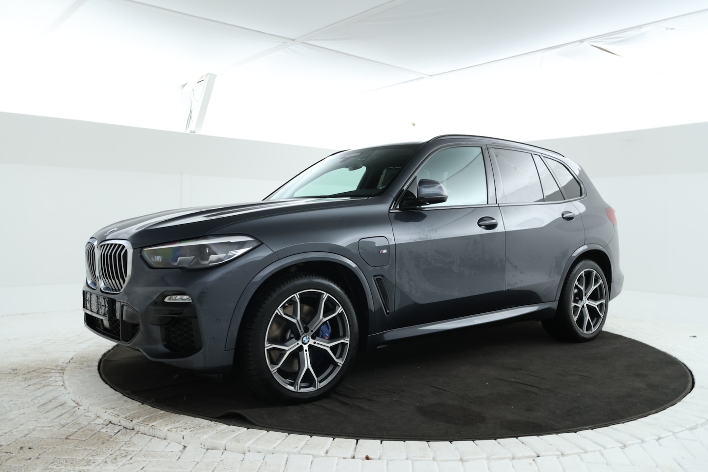 BMW X5 - xDrive45e High Executive Individual Leer, 21 inch - AutoWereld.nl