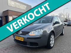Volkswagen Golf - 1.6 FSI Trendline Business 5 deurs, clima/NAP / DSG AUTOMAAT