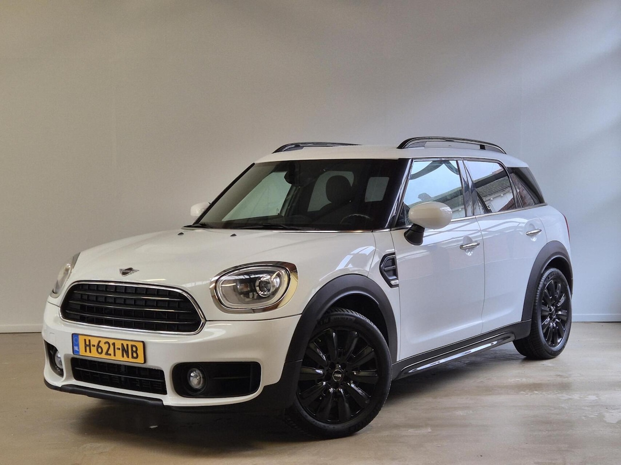 MINI Countryman - 1.5 One Business Edition / Origineel NL / Dealeronderhouden / Apple carplay - AutoWereld.nl