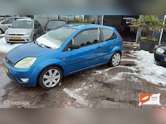 Ford Fiesta - 1.3 Ambiente