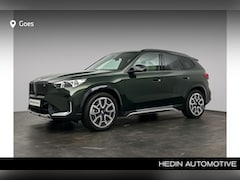 BMW iX1 - xDrive30 Launch Edition 67 kWh | Comfort Access | Glazen panoramadak | Extra getint glas i
