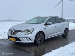 Renault Mégane Estate - 1.3 TCe GT-Line 40pk 2019 camera sport