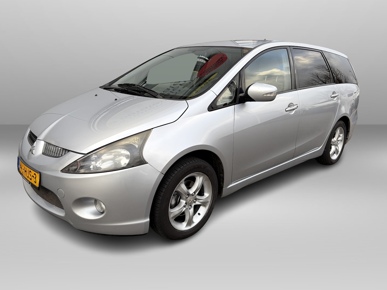 Mitsubishi Grandis - 2.4-16V Intense Automaat | Trekhaak | Dealer onderhouden - AutoWereld.nl