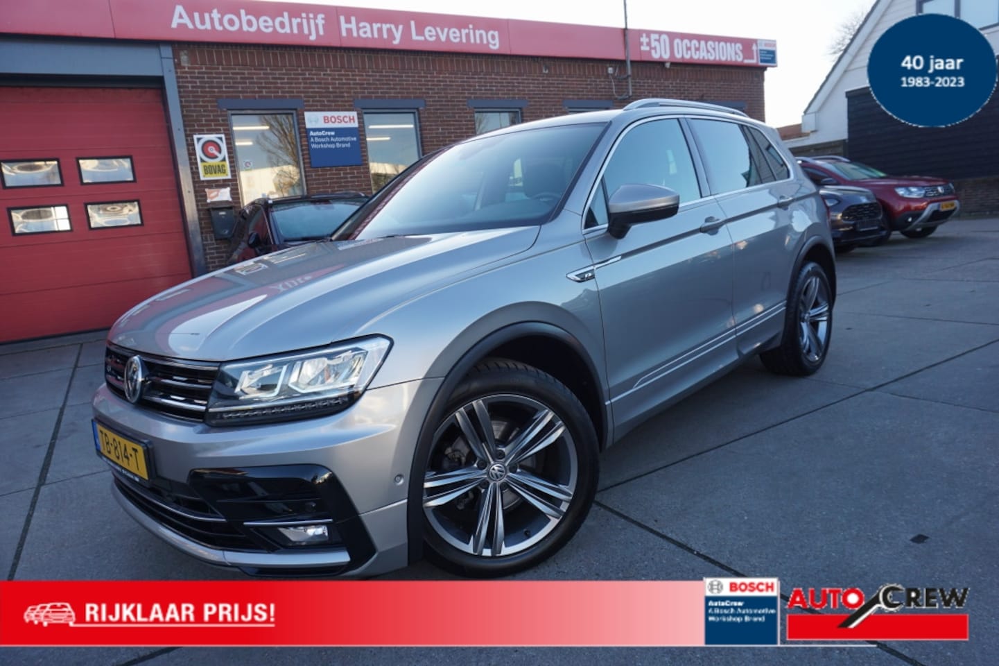 Volkswagen Tiguan - 150pk 4Motion DSG R-Line el.achterklep camera - AutoWereld.nl