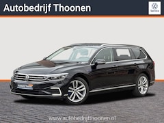 Volkswagen Passat Variant - 1.4 TSI PHEV GTE Business | Trekhaak | Camera | Keyless