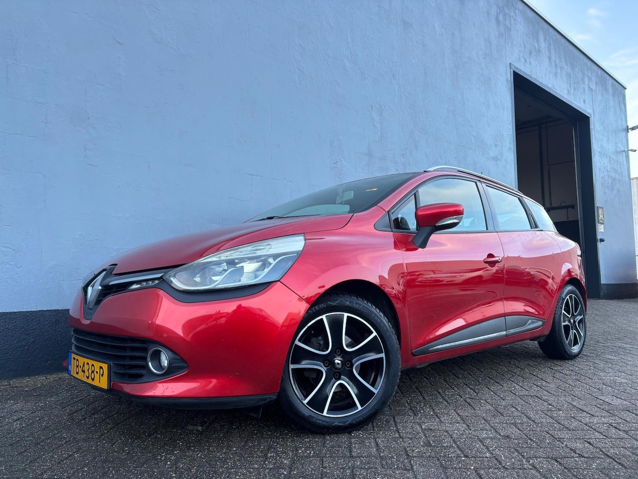 Renault Clio Estate - 0.9 TCe Dynamique - Navigatie - LMV - Airco - AutoWereld.nl