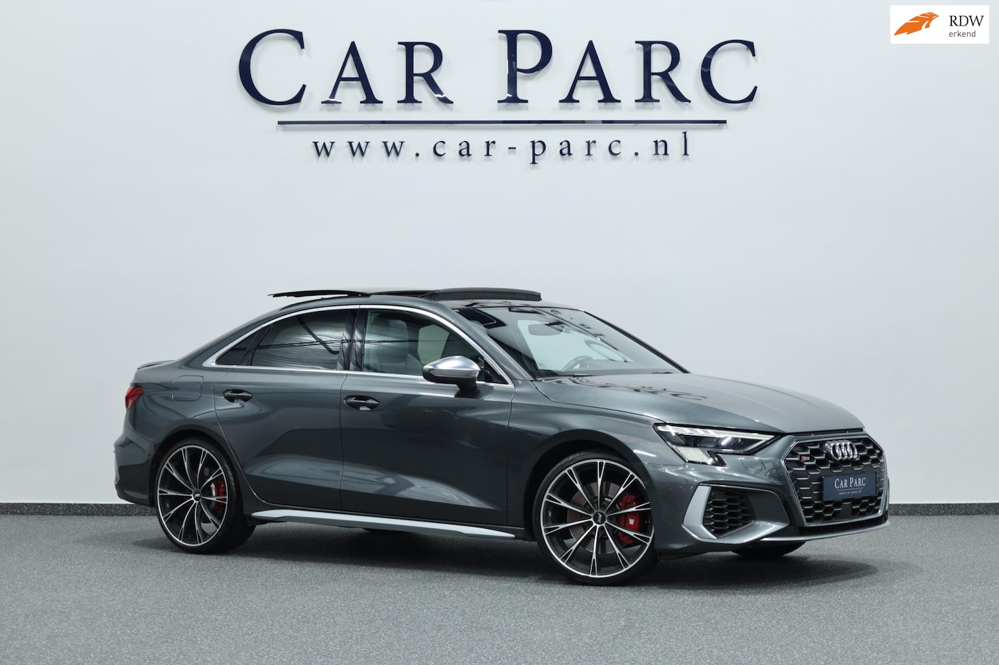 Audi S3 - Limousine 2.0 TFSI quattro 310+PK ABT LED/B&O/PANO/SFEER/LEER+ALCANTARA+S.VERWARMING/20" L - AutoWereld.nl