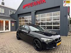 BMW 1-serie - 116i Business+/ Schuifdak / Carplay / Stoelverw