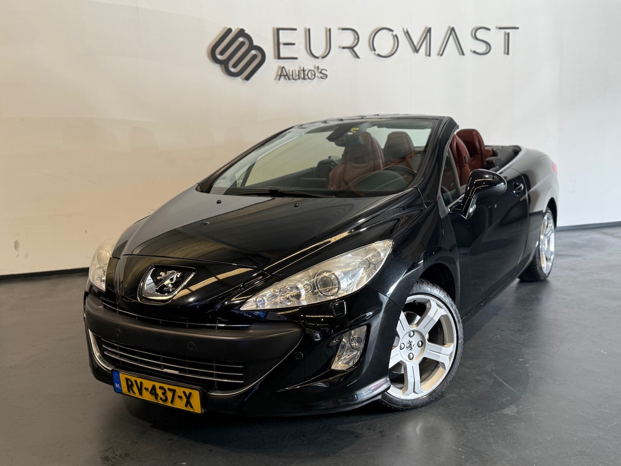 Peugeot 308 CC - 1.6 THP Sport Pack Automaat Navi Cruise Stoelverwarming Pdc Nieuwe Apk - AutoWereld.nl