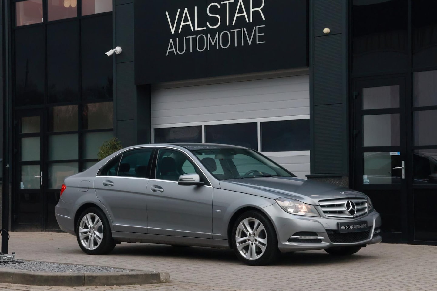 Mercedes-Benz C-klasse - 180 Avantgarde | Volledig MB onderhouden | Nieuwstaat | 1e eigenaar! - AutoWereld.nl