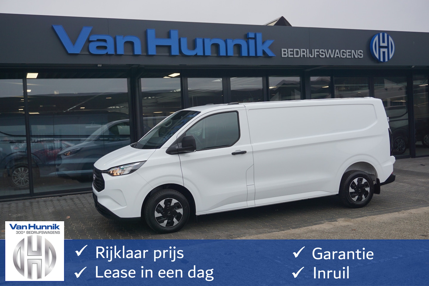 Ford Transit Custom - 320L 2.5 PHEV Hybride 233PK Trend PRIJS INCL. BPM !! 13" Navi, Adap. Cruise, Camera!! NR. - AutoWereld.nl