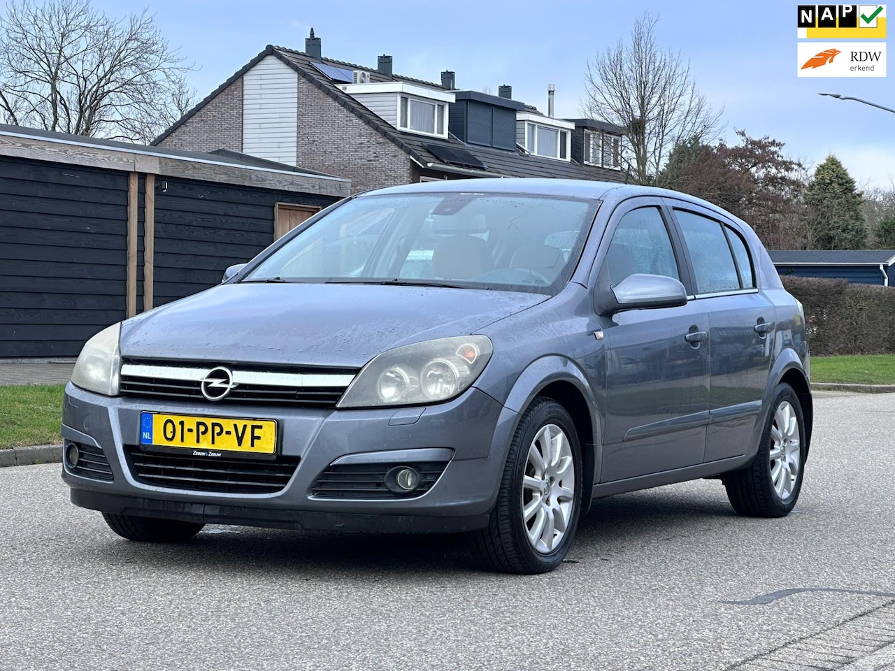 Opel Astra - 1.4 Elegance 1e Eigenaar*Cruise*Clima*Trekhaak*LM velgen*NAP*Nieuwe APK* - AutoWereld.nl