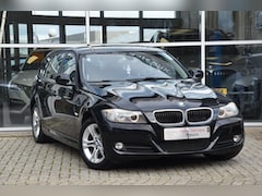 BMW 3-serie Touring - 318i Corporate Lease Luxury Line Airco Nav. Leder Pdc Led 1ste Eigenaar