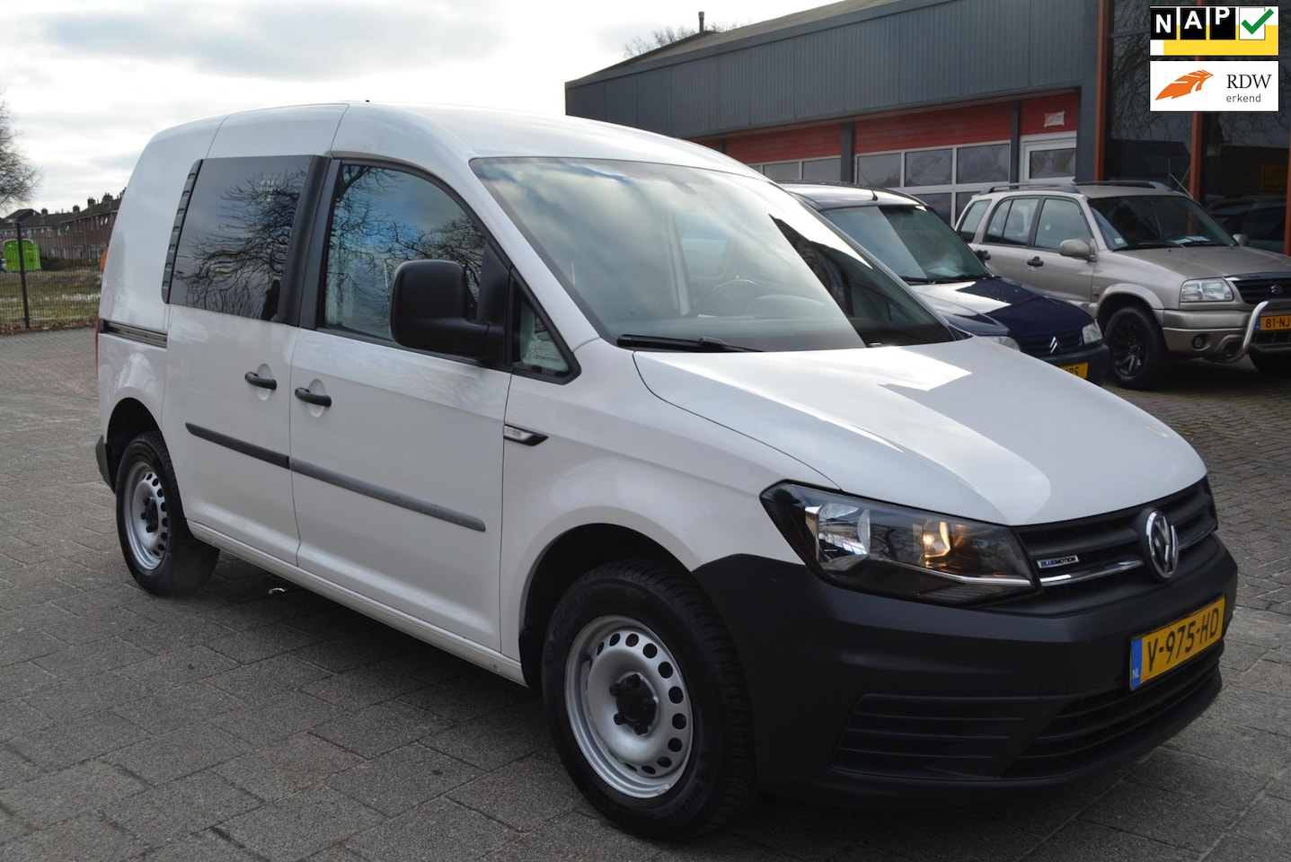 Volkswagen Caddy - 1.4 TGI L1H1 EcoFuel Trendline 1.4 TGI L1H1 EcoFuel Trendline - AutoWereld.nl