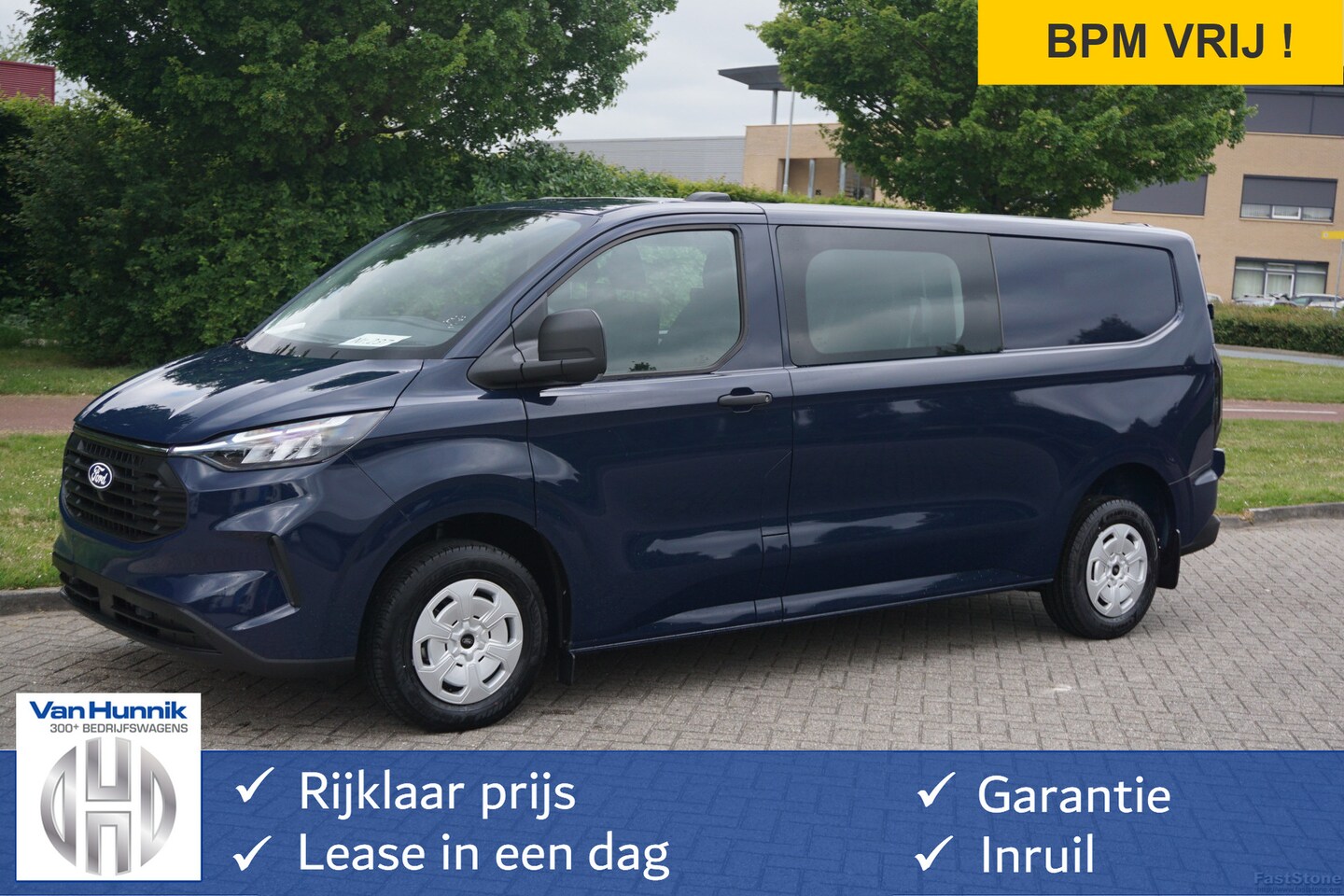 Ford Transit Custom - 320L 170PK Trend DC AUT BPM VRIJ!! 13" Sync 4 Navi, Camera, LED!! NR. 237 - AutoWereld.nl