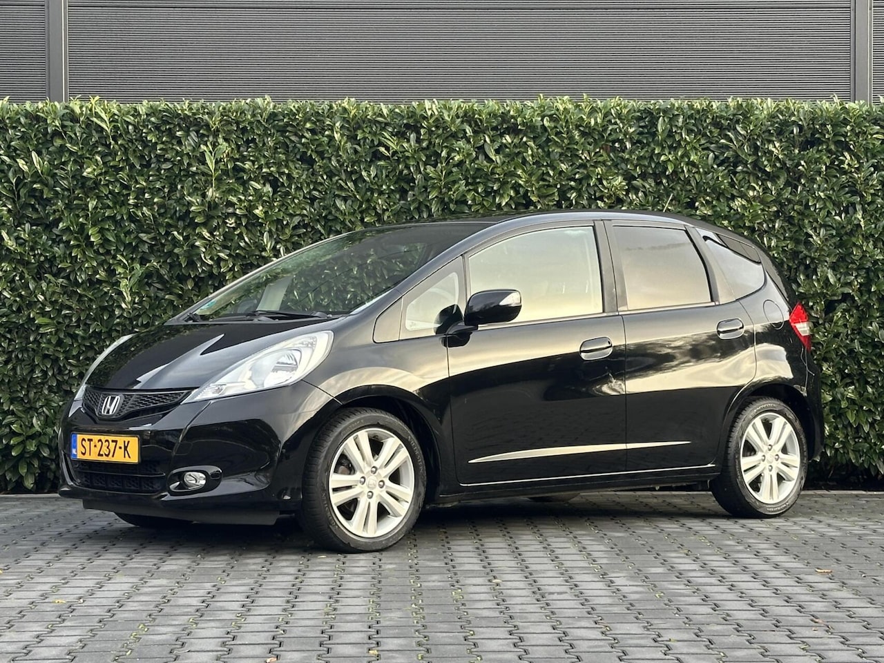 Honda Jazz - 1.4 Comfort Plus 1.4 COMFORT PLUS, AUTOMAAT, CRUISE, ECC-AIRCO, ELEKTRISCHE RAMEN, PDC, LICHTMETAAL 16" - AutoWereld.nl