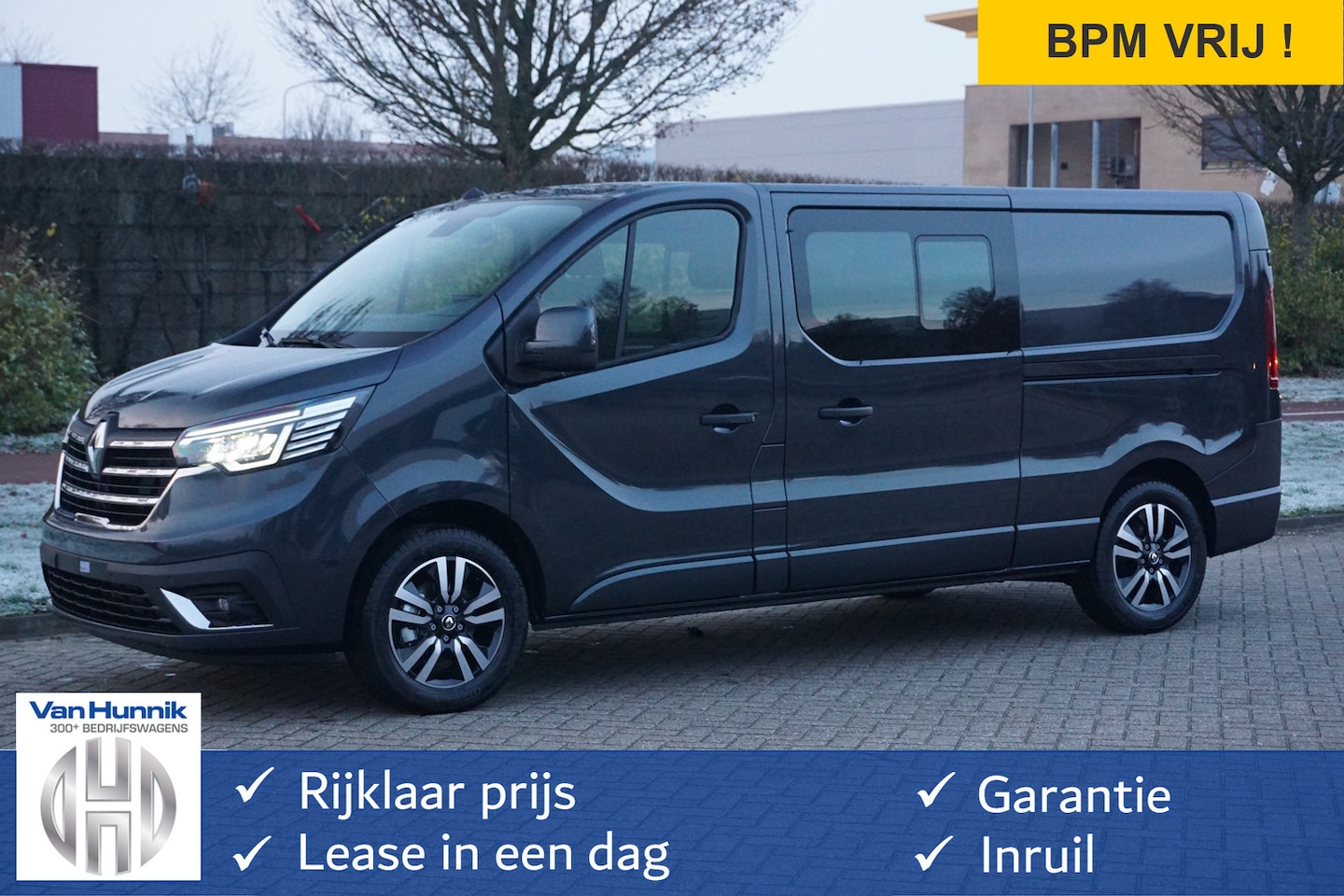 Renault Trafic - 170PK L2H1 LUXE DC EDC AUT BPM VRIJ!! Climate, Navi, Camera, ACC, 17" LM, LED!! NR. 814 - AutoWereld.nl