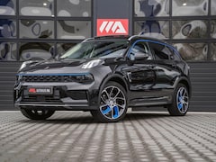 Lynk & Co 01 - 1.5 Panoramadak/360° Camera/ACC/Stoelverwarming