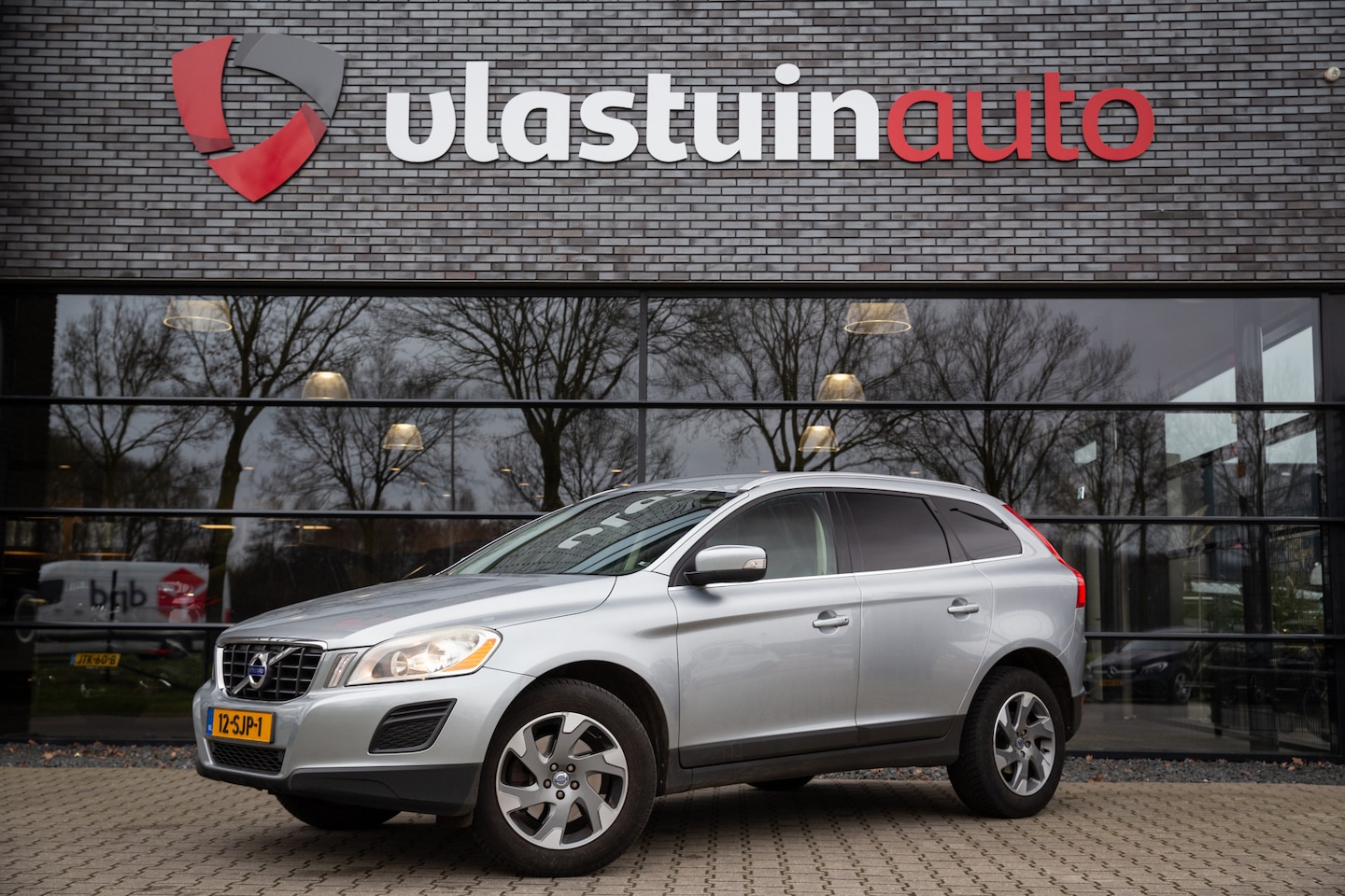 Volvo XC60 - 2.0 D3 Ocean Race , Trekhaak, Leer, - AutoWereld.nl