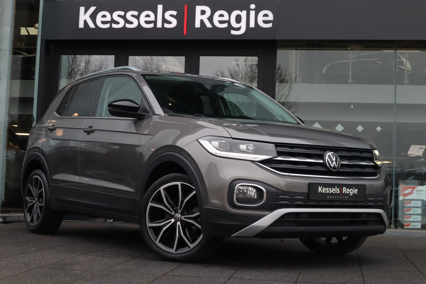 Volkswagen T-Cross - 1.5 TSI Style DSG LED ACC 18” Sensoren Stoelverwarming Clima - AutoWereld.nl