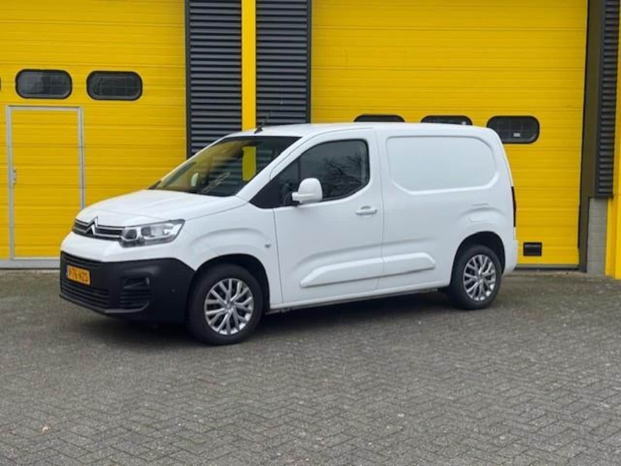 Citroën Berlingo - 1.2 Airco/Cruise/Navi/BTW&BPM VRIJ - AutoWereld.nl