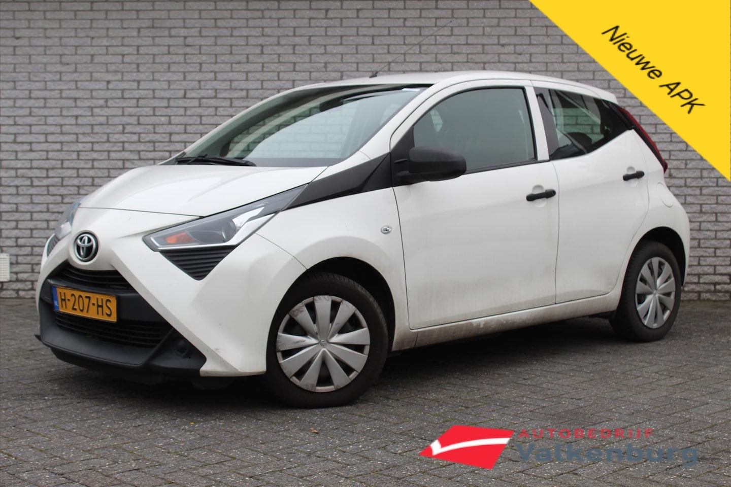 Toyota Aygo - 1.0 VVT-i x-fun | 5-dr | Airco | Bluetooth - AutoWereld.nl
