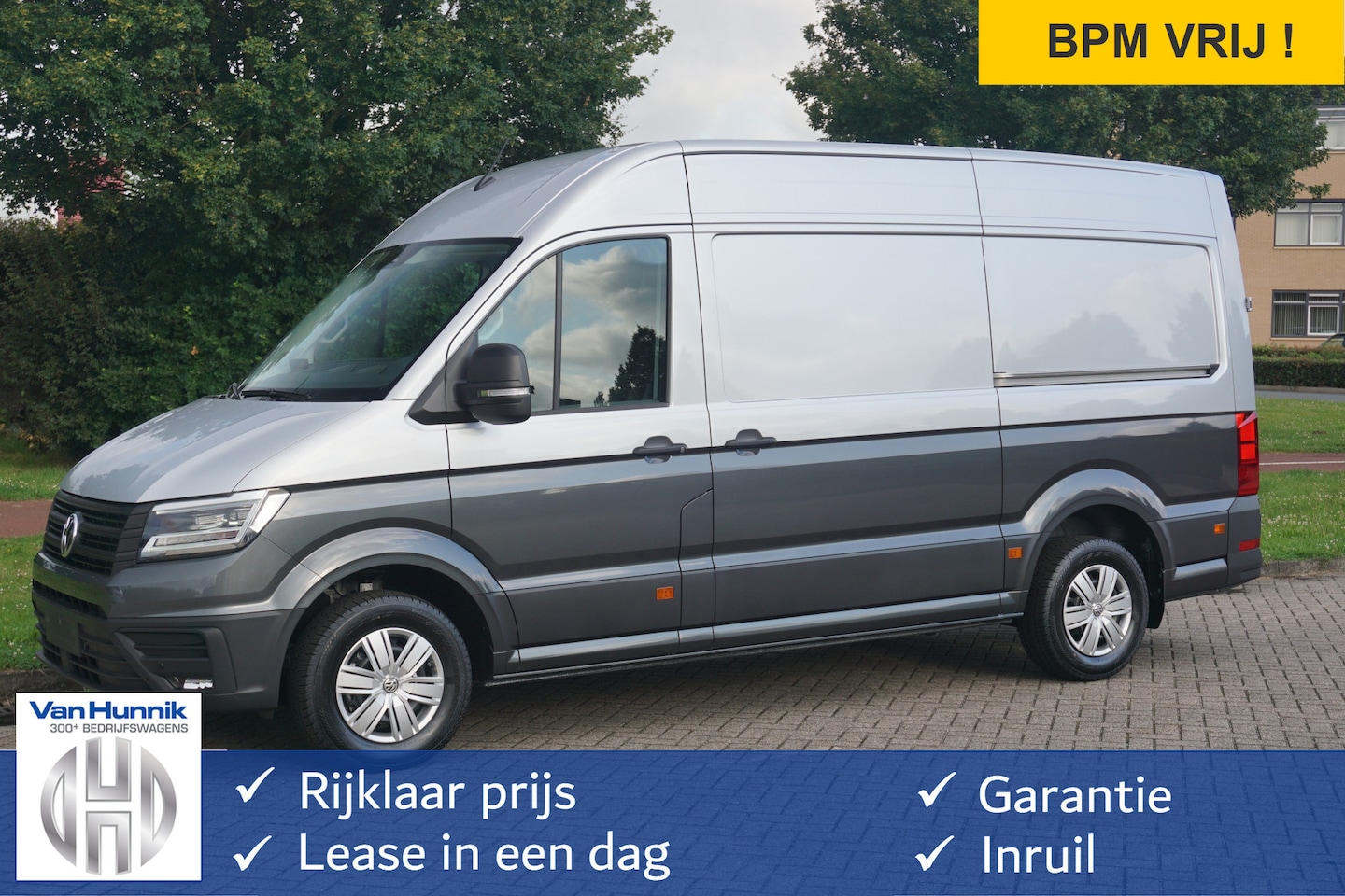 Volkswagen Crafter - 35 177PK L3H3 AUT BPM VRIJ!! Navi, Cam, ACC, LED, 2x Schuifdeur, Dual Tone Lak!! NR. 873 - AutoWereld.nl