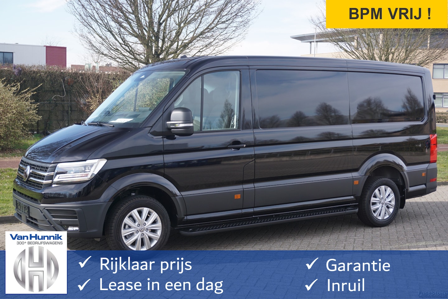 Volkswagen Crafter - 35 177PK L3H2 AUT Facelift BPM VRIJ!! 13" Navi, Camera, Gev. LED, LM Velg !! NR. 820 - AutoWereld.nl