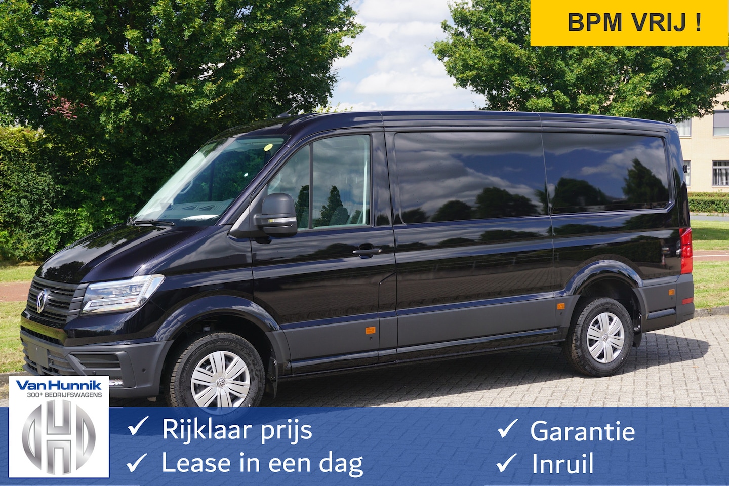 Volkswagen Crafter - 35 177PK L3H2 AUT Facelift BPM VRIJ!! 13" Navi, Camera, Gev. Stoel, LED!! NR. 825 - AutoWereld.nl