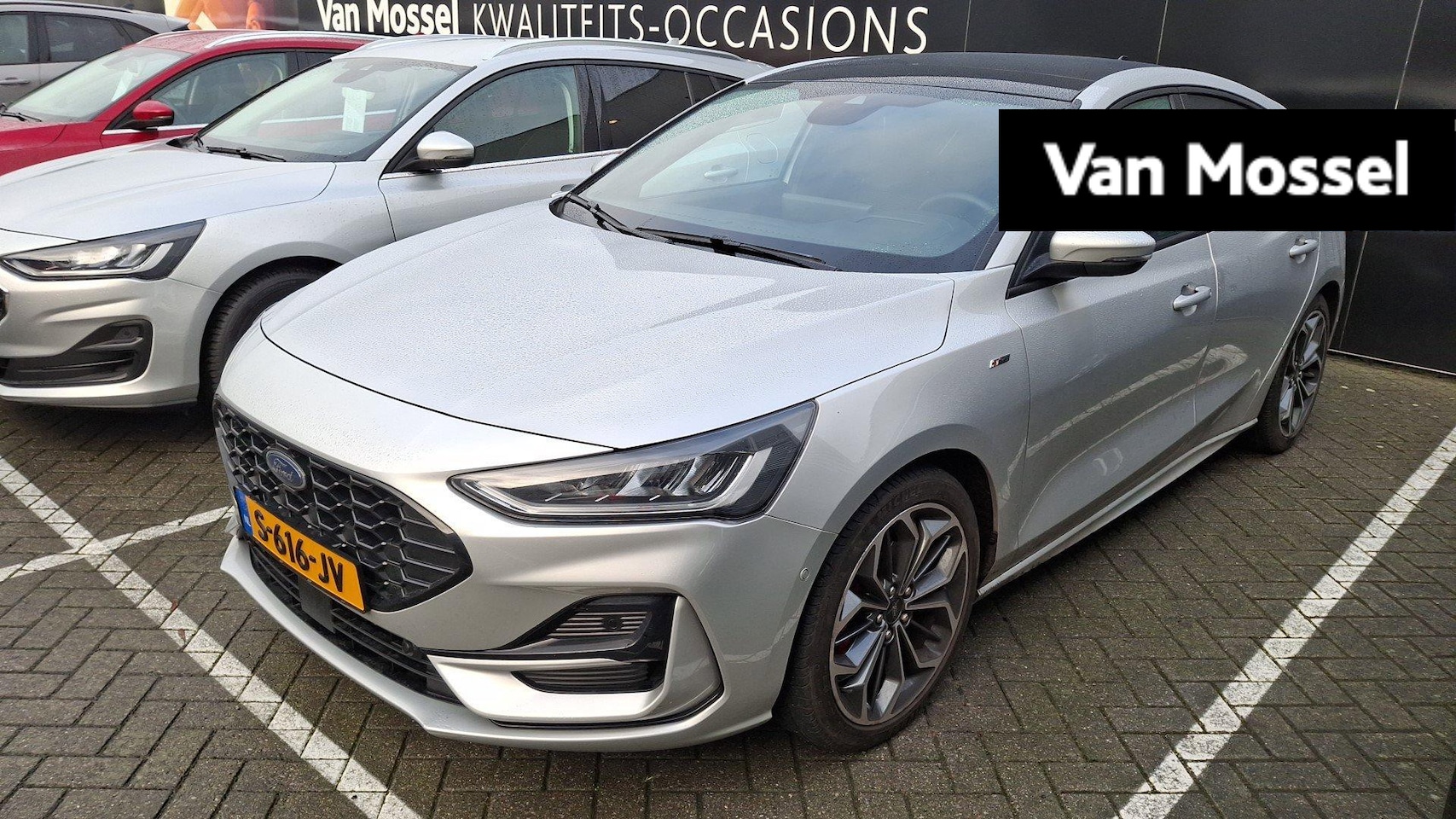 Ford Focus - 1.0 EcoBoost Hybrid ST Line X | 18 INCH | PANORAMADAK | WINTER PACK | ADAPTIEVE CRUISE CON - AutoWereld.nl