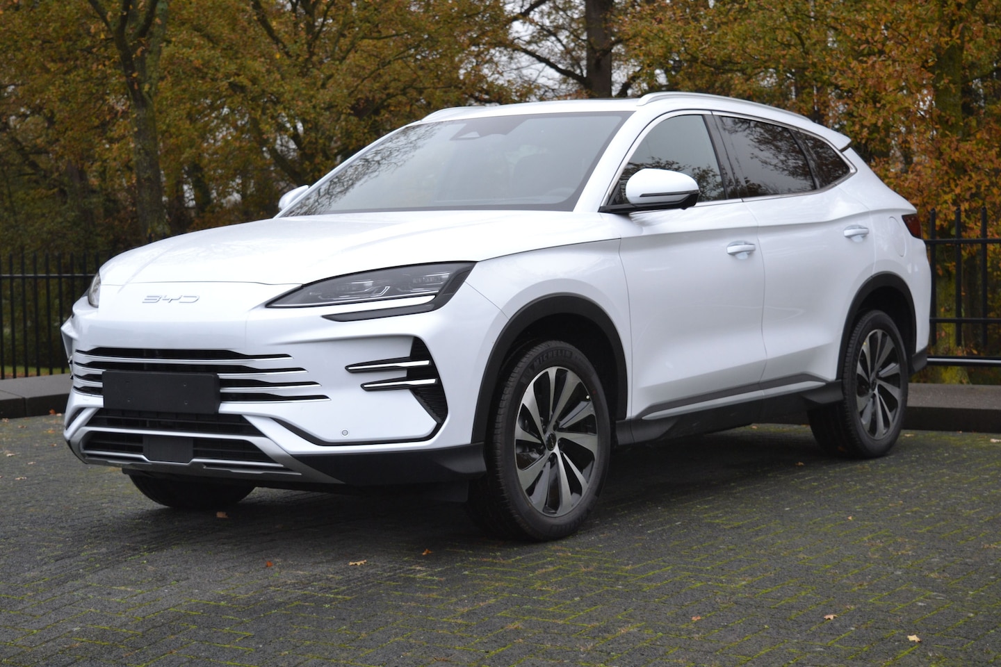 BYD Seal U - 1.5i PHEV DM-i Boost | Schuifdak | Elektr. stoelen | Camera | Lederen bekleding | Navi | H - AutoWereld.nl