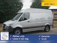 Mercedes-Benz Sprinter - 317CDI Pro L2H2 BPM VRIJ 10.25" Mbux Cam, Gev. Stoel, 3.5T Trekgewicht, LED NR. A052