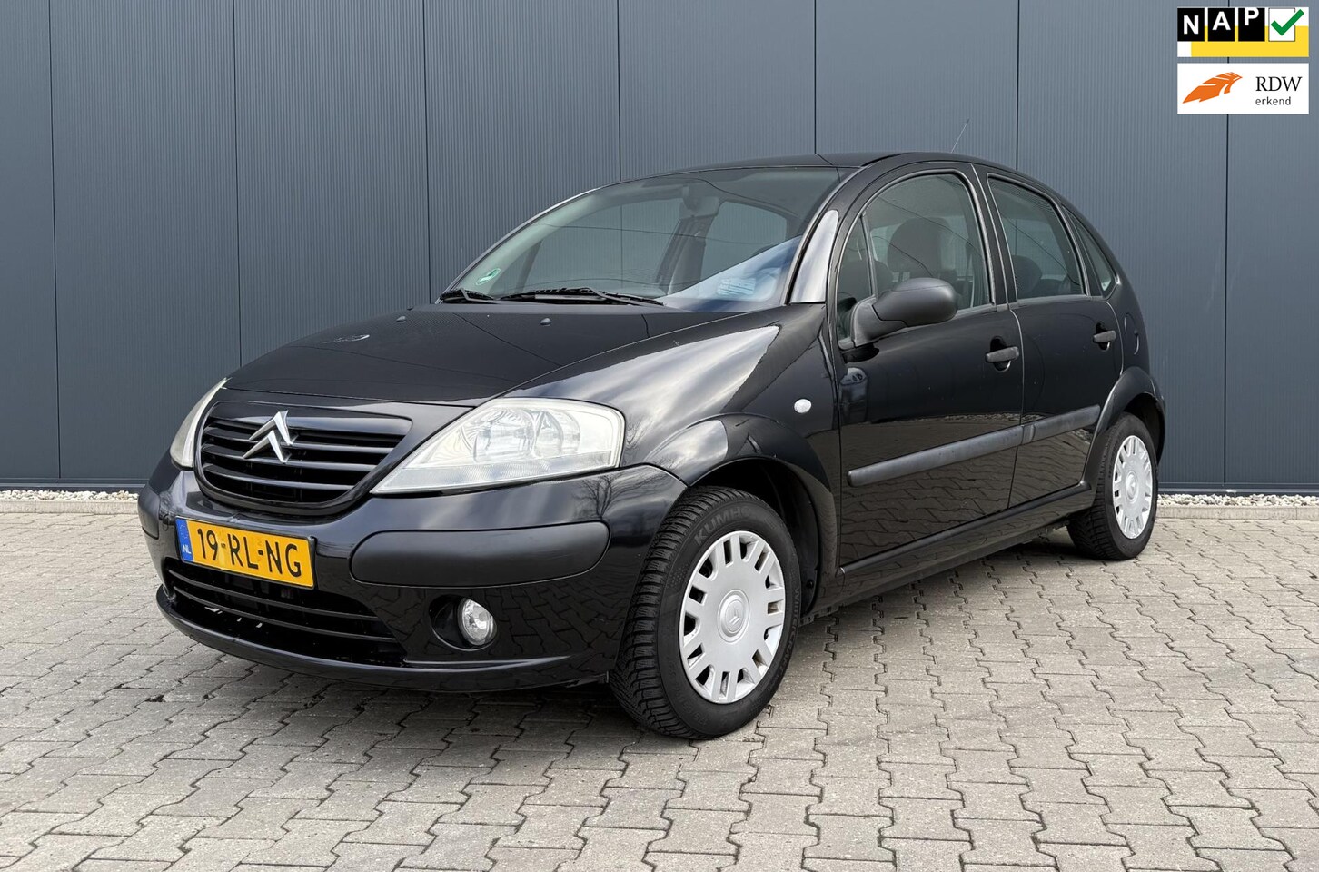 Citroën C3 - 1.1i Différence Airco 5 Deurs APK NAP Zwart - AutoWereld.nl