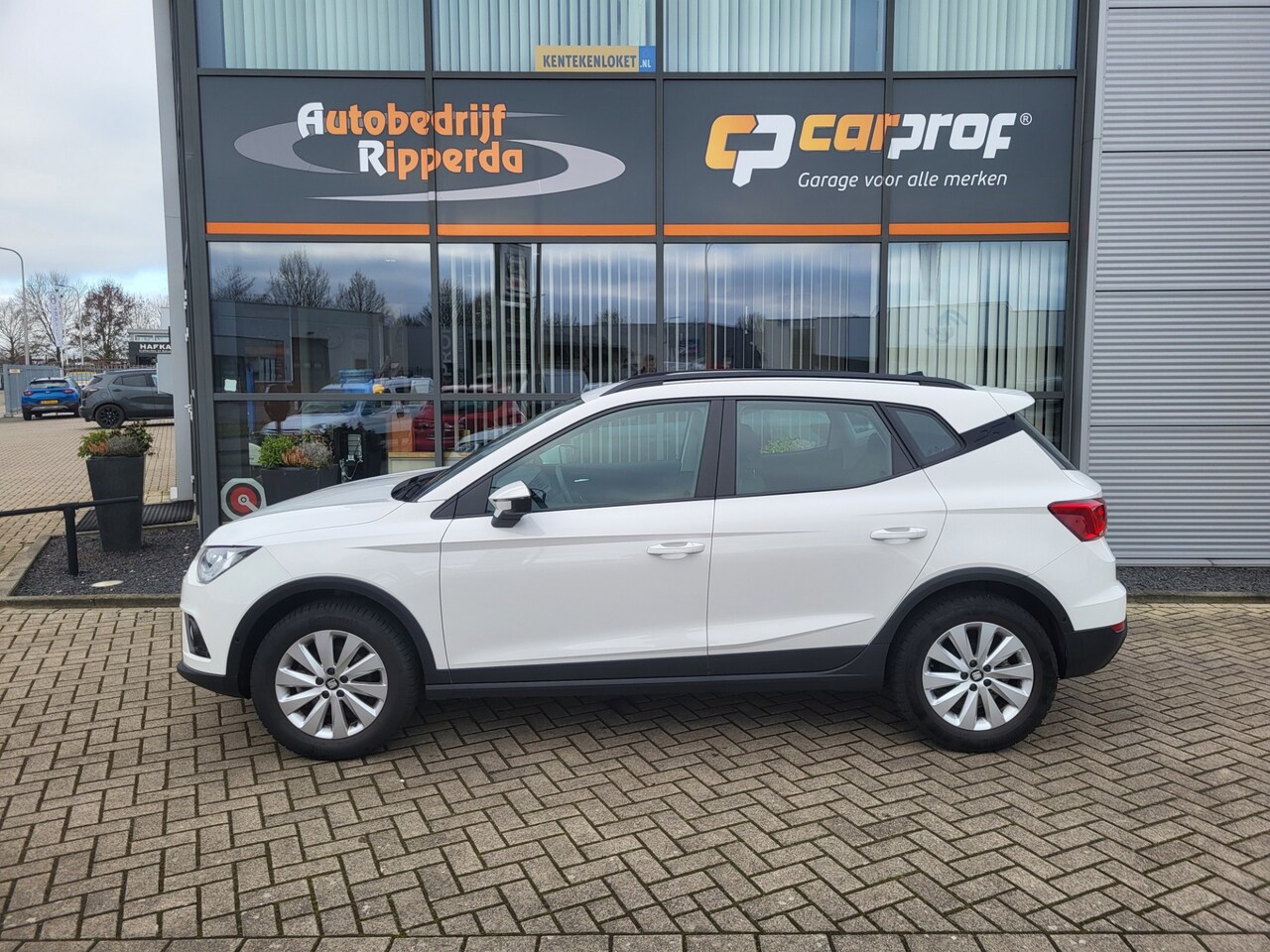 SEAT Arona - 1.0 TSI Style Business Intense Plus 1.0 TSI Style Business Intense Plus - AutoWereld.nl