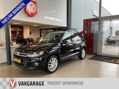 Volkswagen Tiguan - 2.0 TSI Sport&Style 4Motion, Automaat, Navigatie, Achteruitrijcamera, Spraakbediening, Tre
