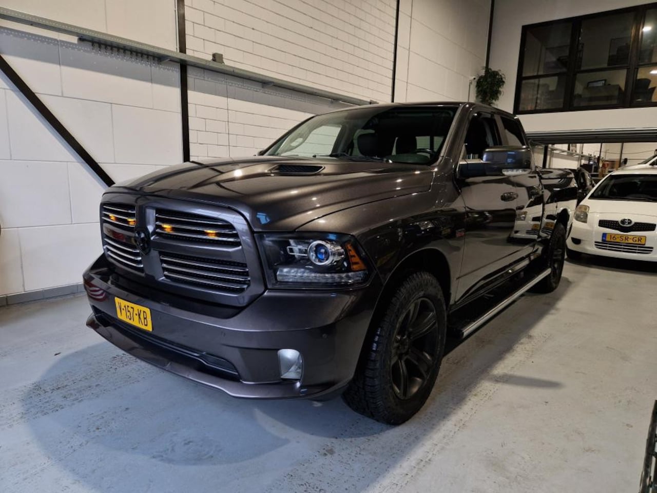Dodge Ram 1500 - 5.7 V8 4x4 Bijtellingskanon - AutoWereld.nl
