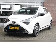 Toyota Aygo - 1.0 VVT-i x-Play | Camera | Lichtmetaal | Carplay | All-Seasons banden |
