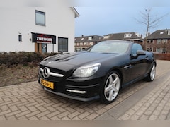 Mercedes-Benz SLK-klasse - 250 Aut AMG|PANORAMADAK|ADAPTIVE CRUISECONTROL|HARMAN-KARDON|RODE-GORDELS|NAVIGATIE|PERFEC